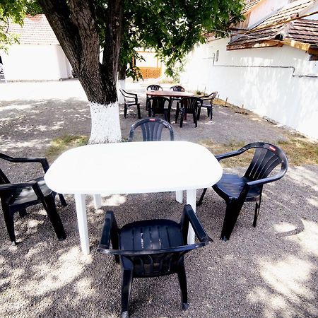 Villa Elena Yanoshi Buitenkant foto
