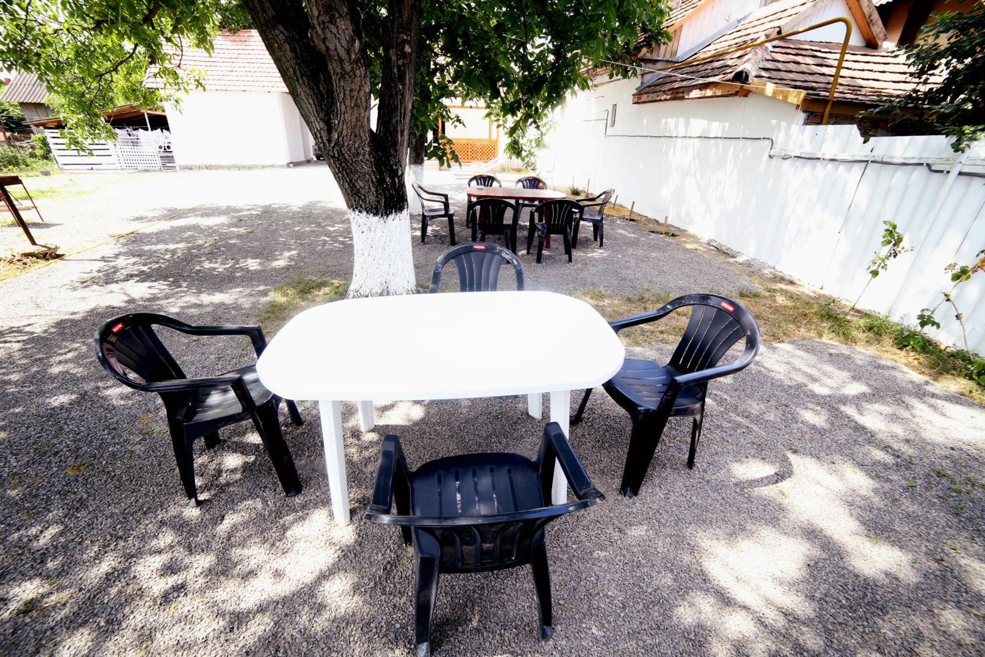 Villa Elena Yanoshi Buitenkant foto