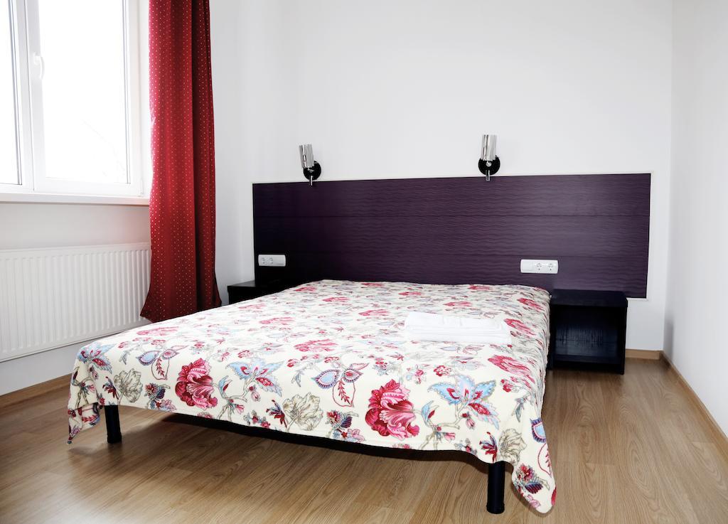 Villa Elena Yanoshi Kamer foto